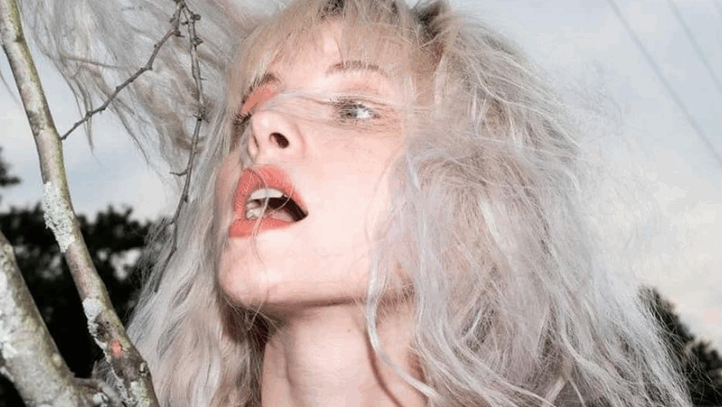 Com a volta do emo, Hayley Willians revelou quais as músicas da cena que marcaram seu crescimento pessoal e do Paramore. (Foto: Reprodução/Instagram)