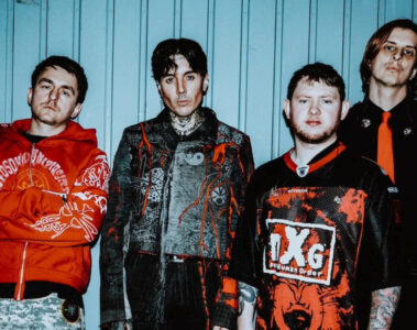 Integrantes do Bring Me the Horizon em sessão promocional do álbum Lo-files