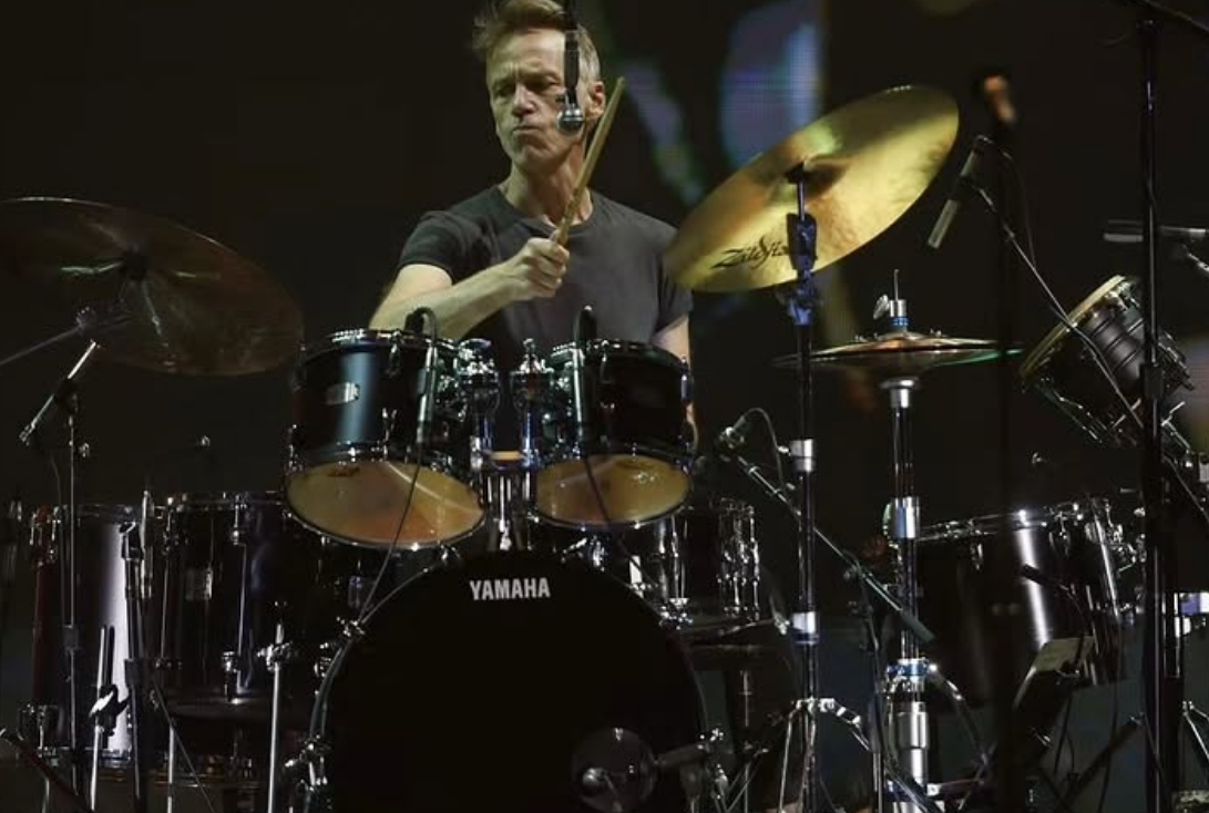 Após 27 anos no grupo, Matt Camareon anunciou saída do Pearl Jam; entenda a decisão do artista. (Foto: Reprodução/Instagram)