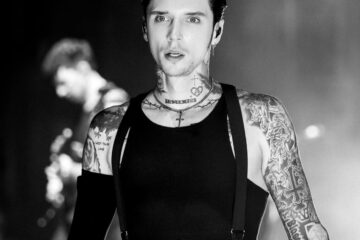 Andy Biersack, vocalista do Black Veil Brides rankeou seus 5 lead singers favoritos em ordem de preferência. (Foto: Reprodução/Instagram)