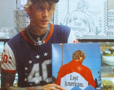 Durante entrevista, Machine Gun Kelly surpreende ao contar que nunca imaginou ter Bob Dylan como narrador do trailer do projeto. (Foto: Reprodução/Instagram)