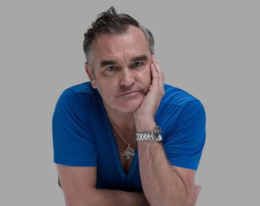 Morrissey anuncia a venda do catálogo e dos direitos do The Smiths em comunicado oficial.