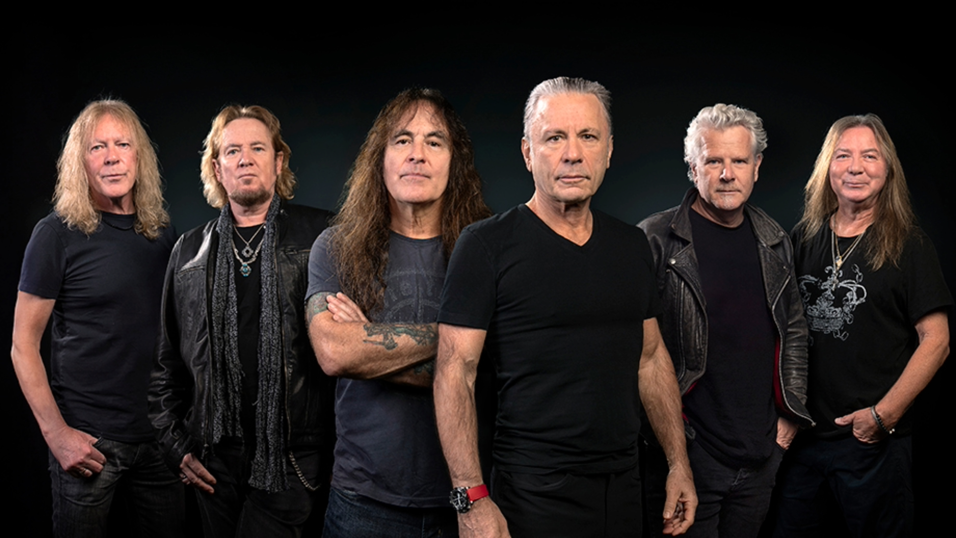 Integrantes do Iron Maiden em foto oficial da turnê Run For Your Lives World Tour 2026