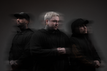 Axty, banda brasileira de metalcore, em foto promocional para show de abertura do Alesana em São Paulo