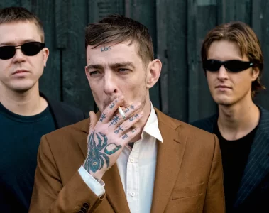 Viagra Boys, banda sueca de pós-punk, confirmada no Lollapalooza 2026
