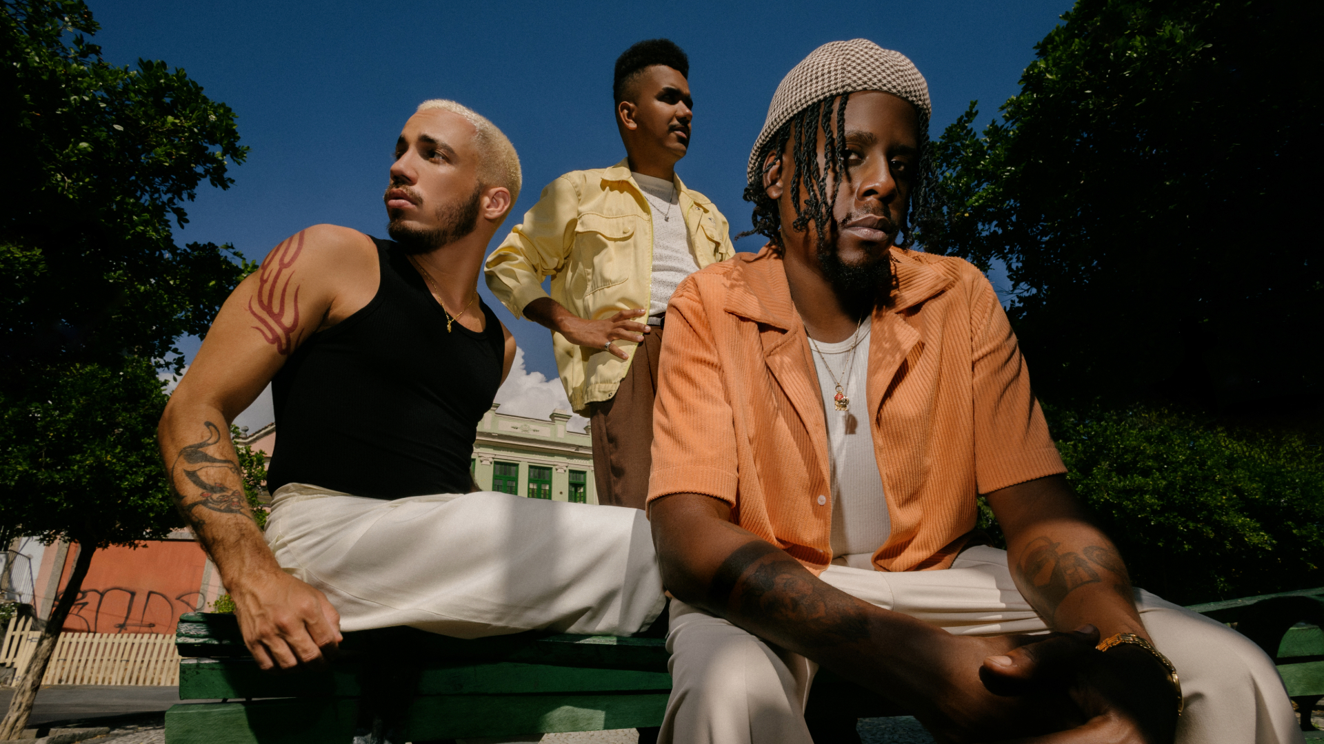 Os Garotin em foto promocional do álbum Força da Juventude, novo trabalho do trio que será lançado ao vivo em show no Circo Voador
