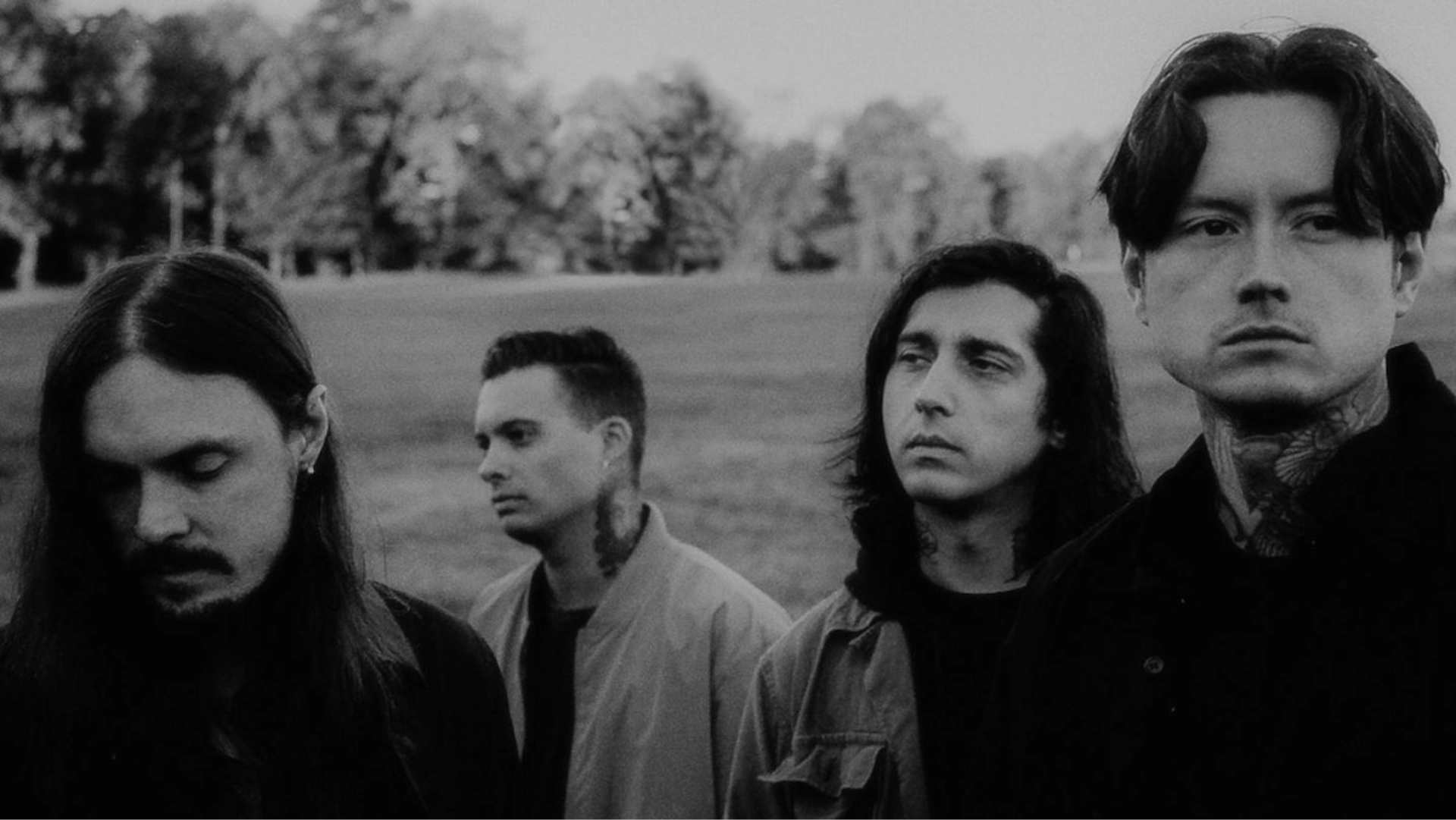 Integrantes do Bad Omens em foto promocional da banda de metal moderno liderada por Noah Sebastian