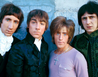 Integrantes do The Who em foto promocional da década de 1960, período de lançamento de My Generation.