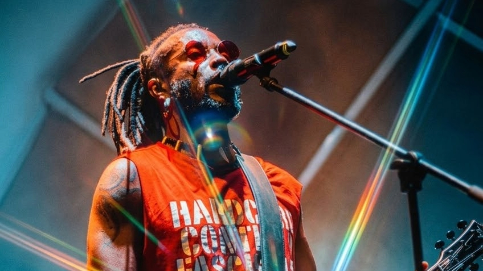 Black Pantera durante show de lançamento do álbum Continental no Cine Joia, em São Paulo