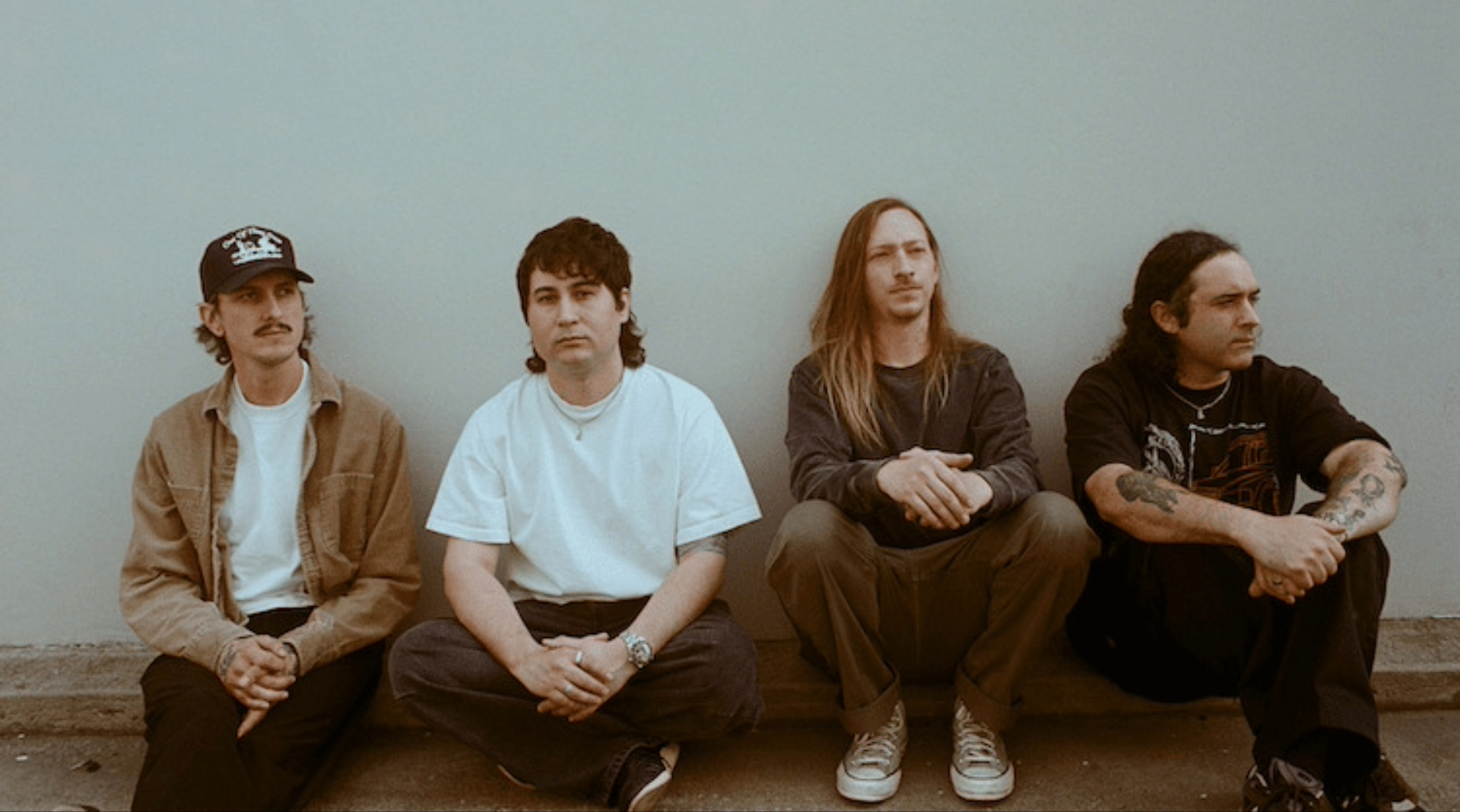 Movements divulga Live By The Sword, single do álbum Happier Now