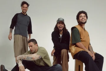 Integrantes da Lagum em foto promocional da nova fase da banda